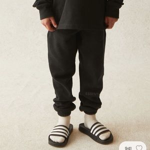 FOG-Fear Of God Kids Essentials Black Sweatpants